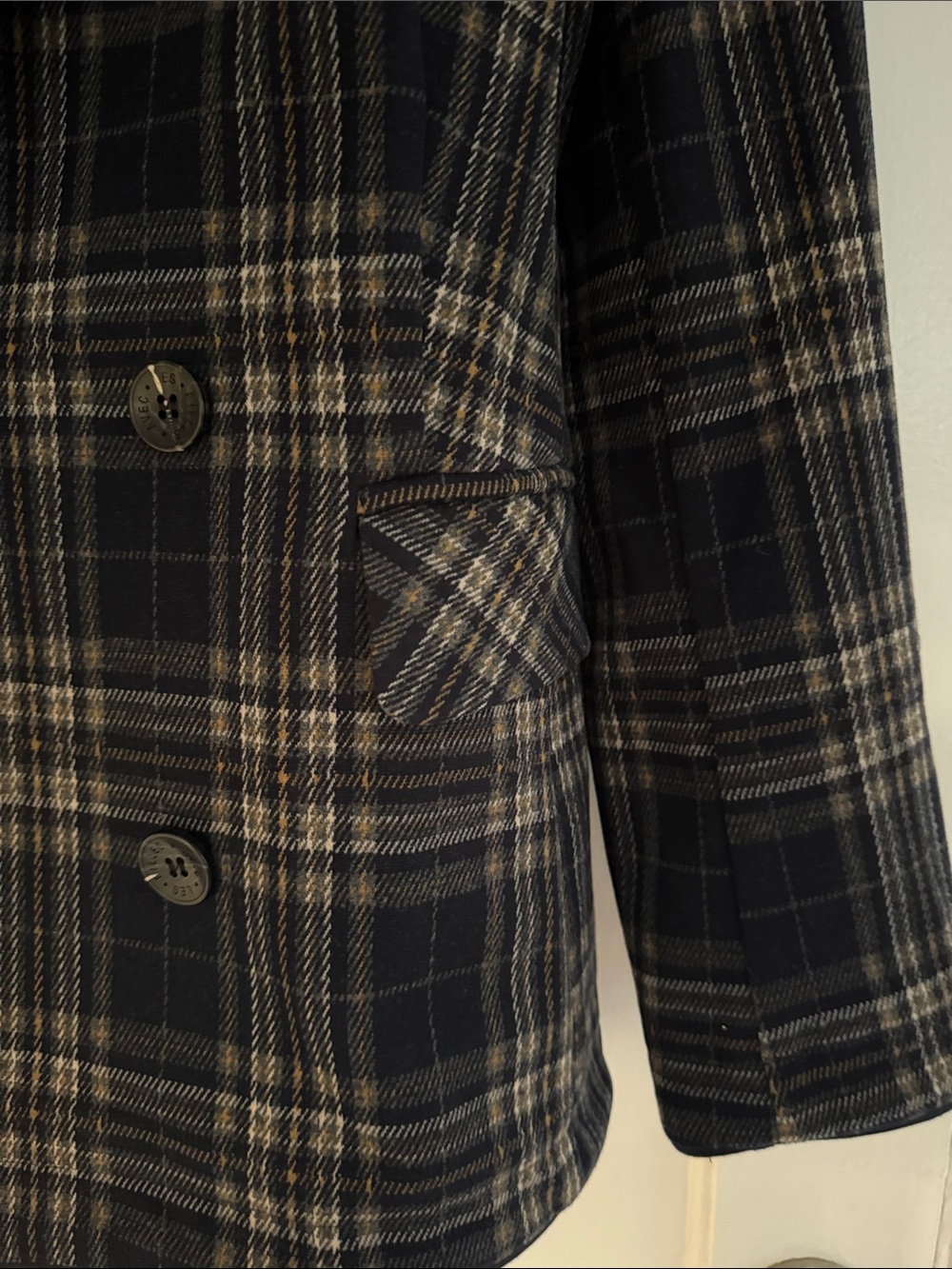 Avec Les Filles Navy and Gray Plaid Double-Breasted Blazer - Picture 4 of 7